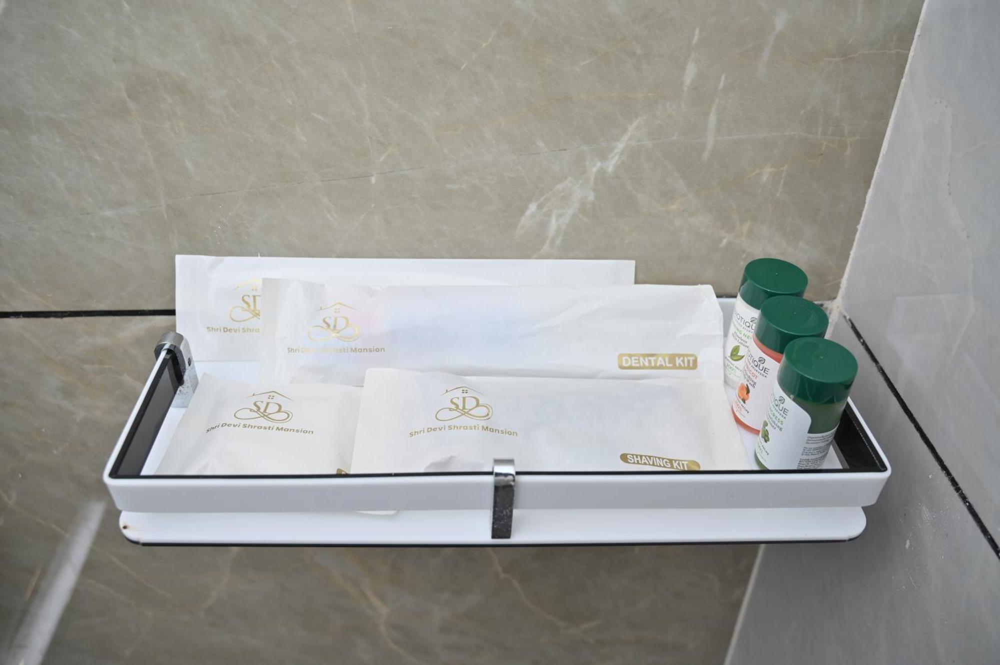 Hotel Shri Devi Comforts Inn Bhatkal Esterno foto